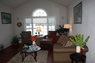 Domestically Yours: TOUR MY HOME
